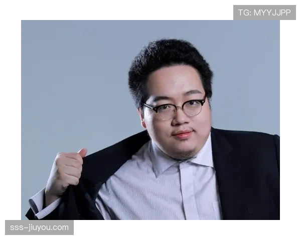 张帅教练今天喝了几杯？赛场上那个严肃脸去哪了！