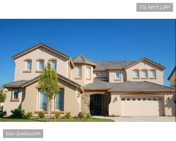 杜丽退役后住别墅养狗，网友扒出她当年一块金牌换来的房子现在值多少